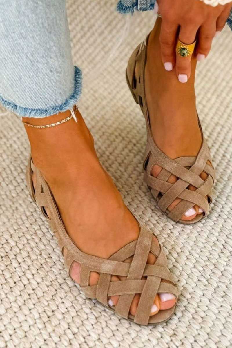 Poppy - Open-toe Flat Sandals with Interwoven Fabric