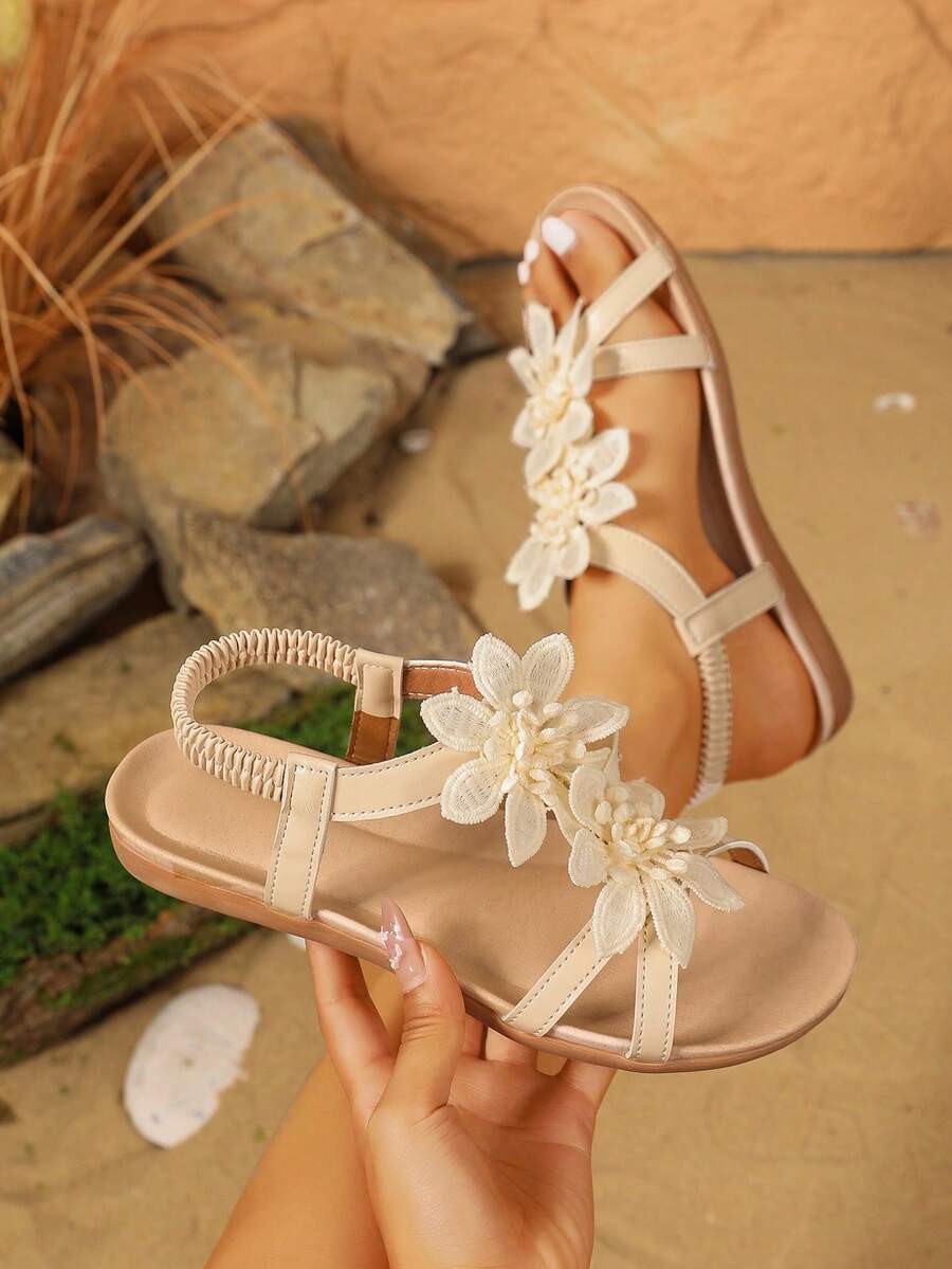 Floréa | Orthopaedic Sandals with Applied Flowers