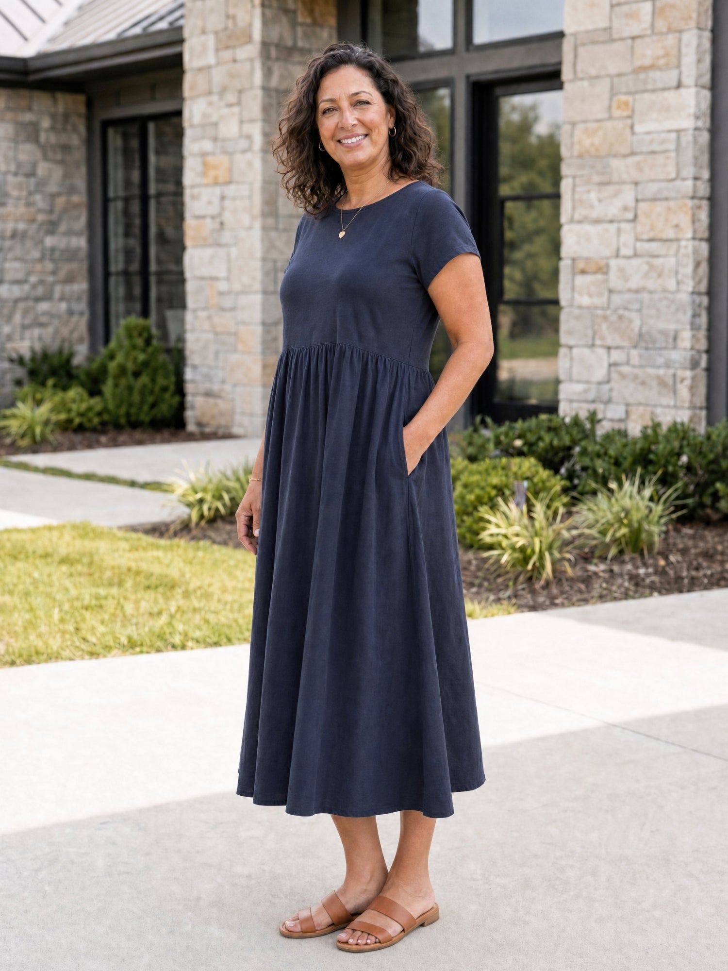 Gracie - Relaxed Midi Dress with Pockets