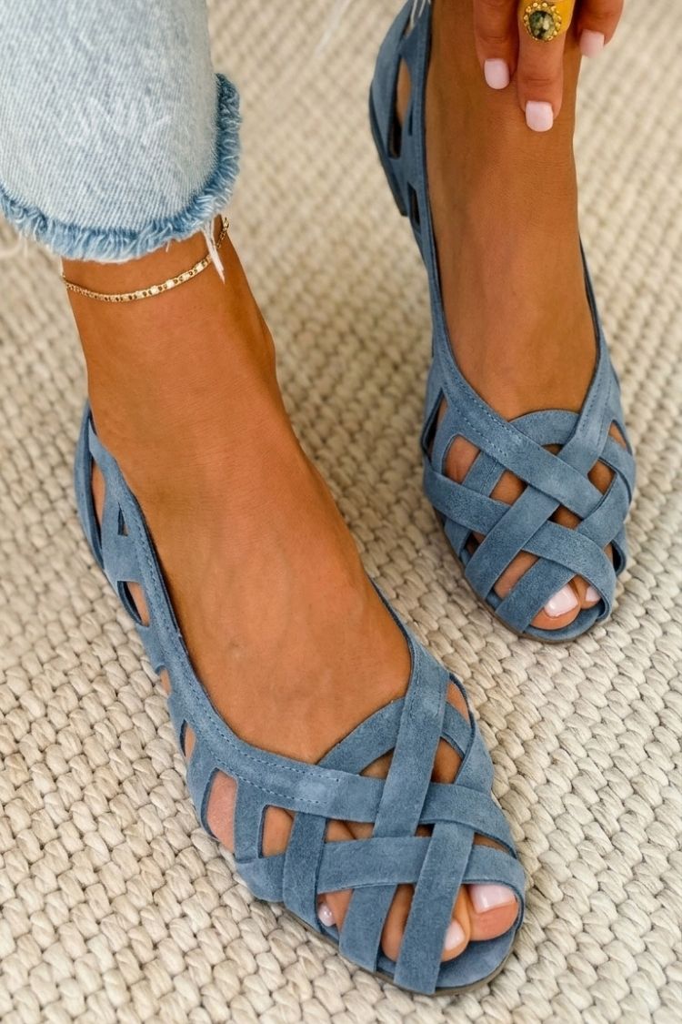 Poppy - Open-toe Flat Sandals with Interwoven Fabric