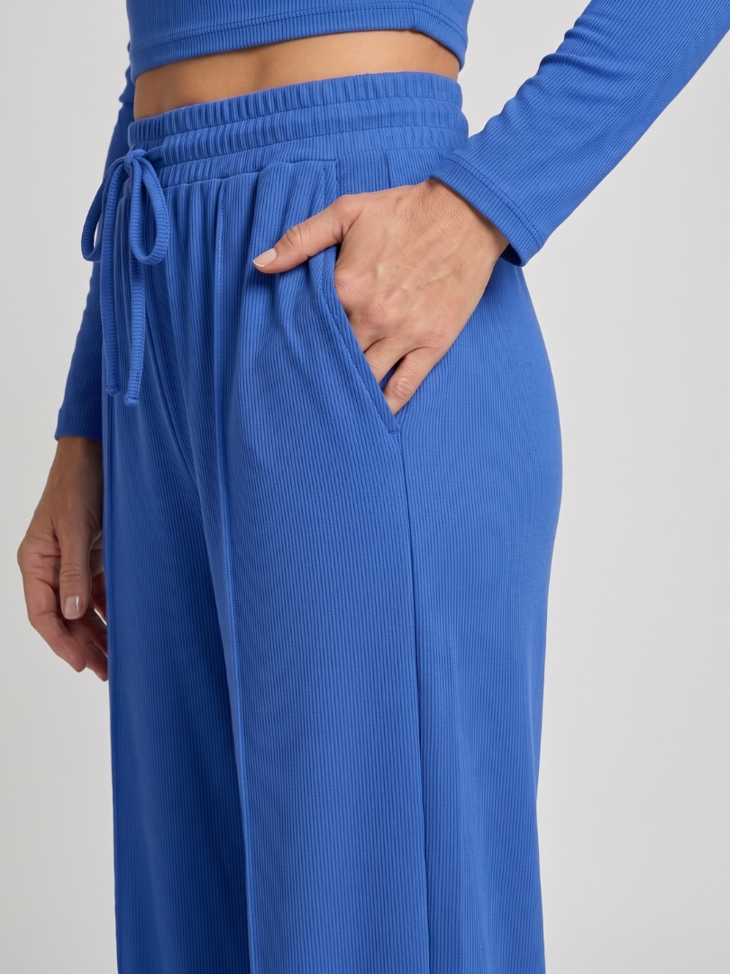 Avam | Long Sleeve Crew Neck Crop Top and Trousers Set