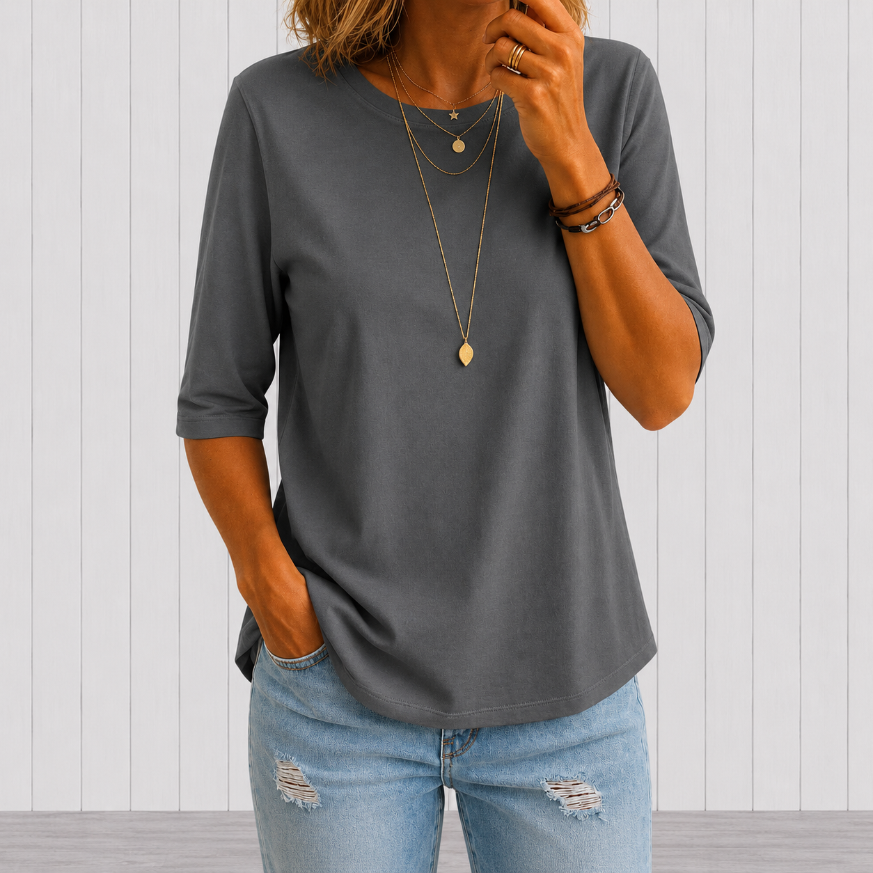 Calvera | Essential Comfort Tee