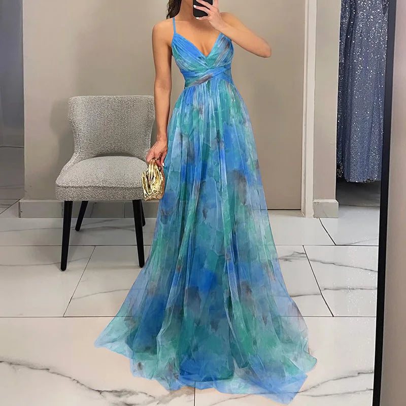Giselle - Long dress with a charming floral print