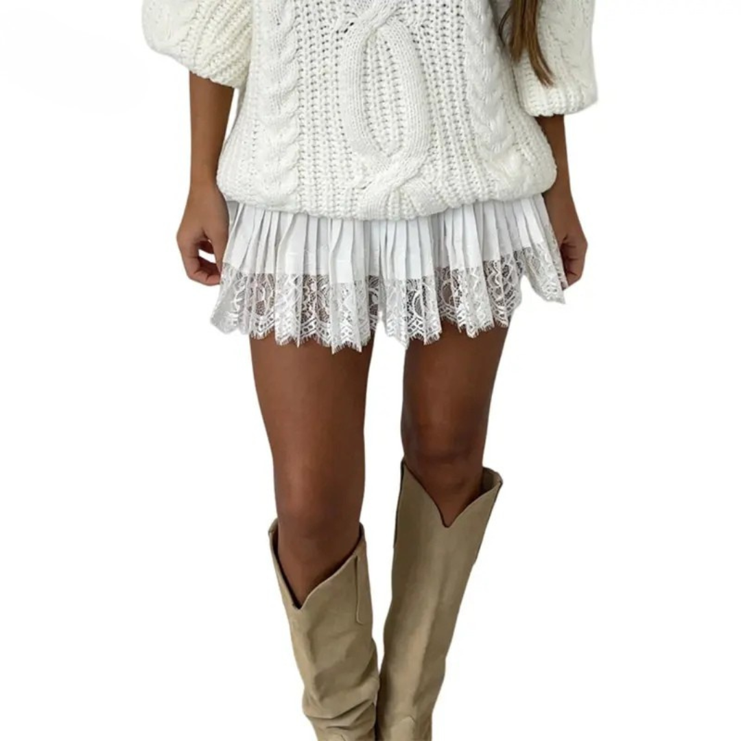 VINA™ - Low Waist Lace Mini Skirt with Pleated A-Line Design