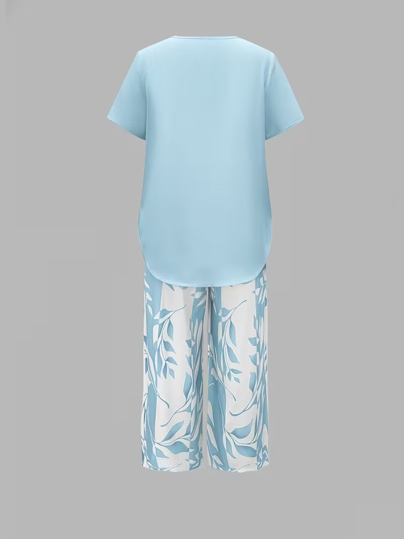 Avy™ | Casual Two-Piece Set with Leaf Print
