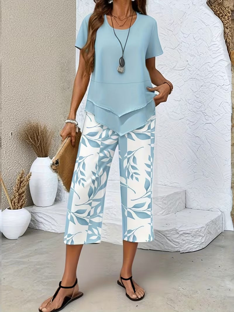 Avy™ | Casual Two-Piece Set with Leaf Print