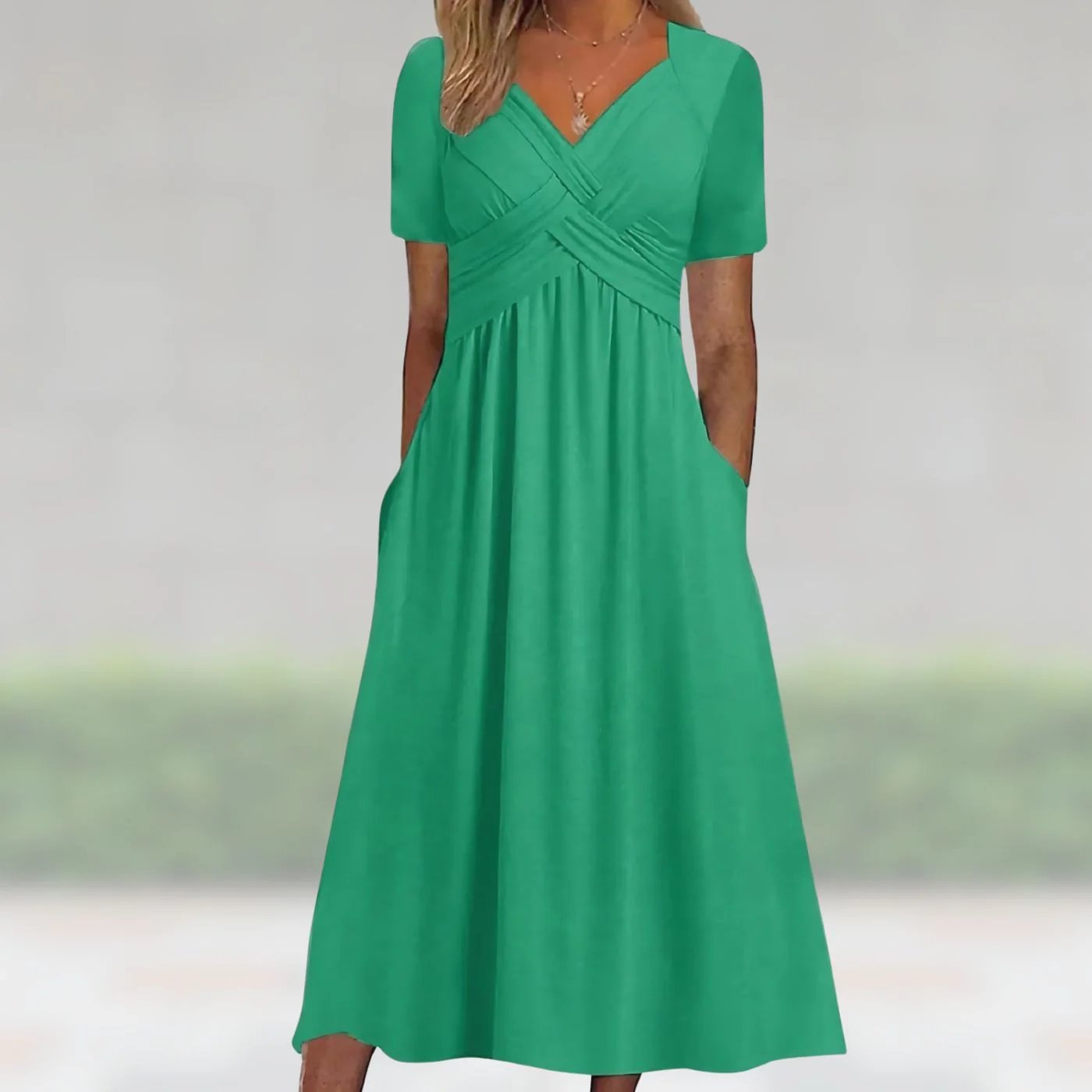 Sanne™ – V-neck Pleated Maxi Dress with Pockets