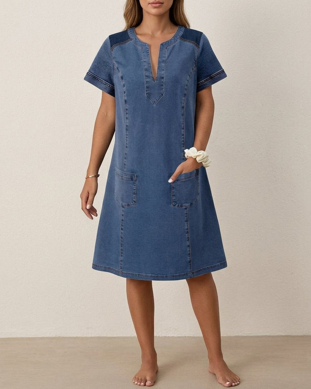 Isa™ – V-Neck Short Sleeve Dress