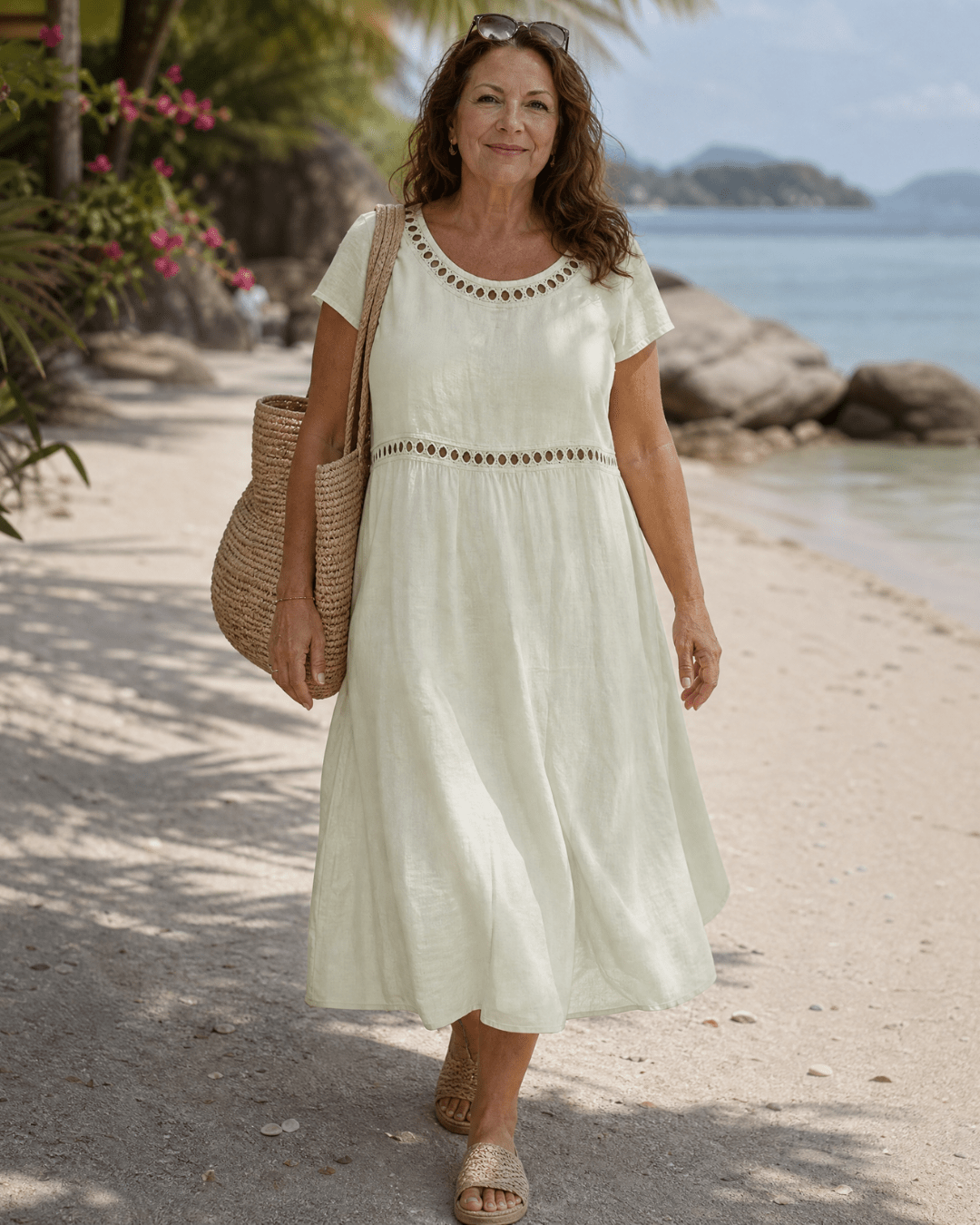 Lili | Casual Knee-Length Dress