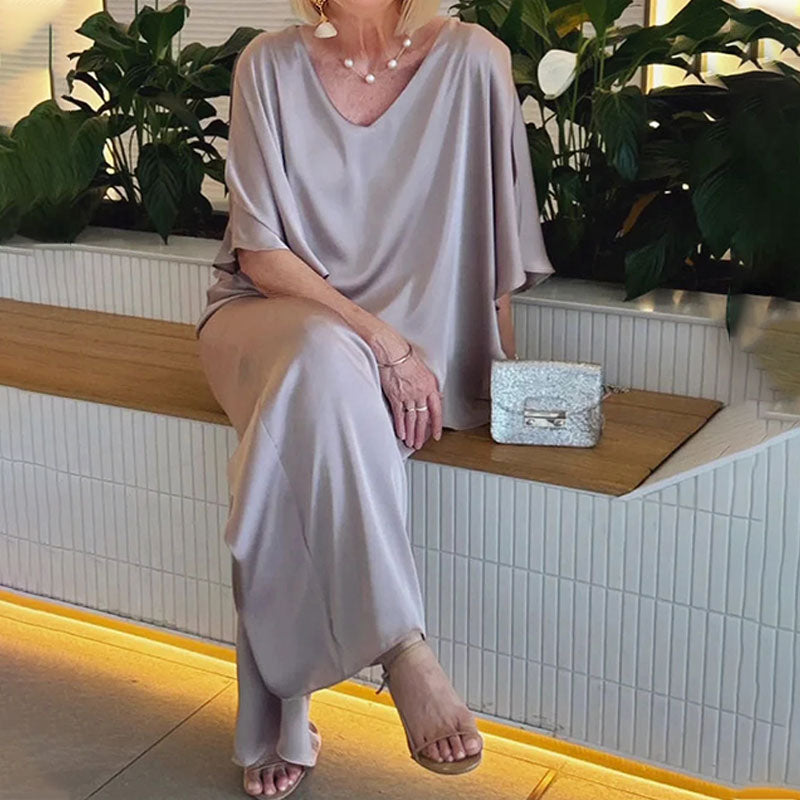 Selina - Elegant 2-Piece Set with a Flowing Silhouette